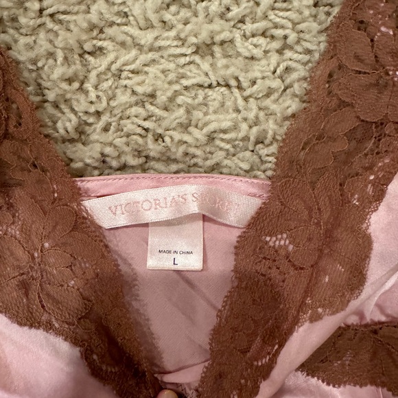 Victoria's Secret Lingerie - Picture 3 of 3